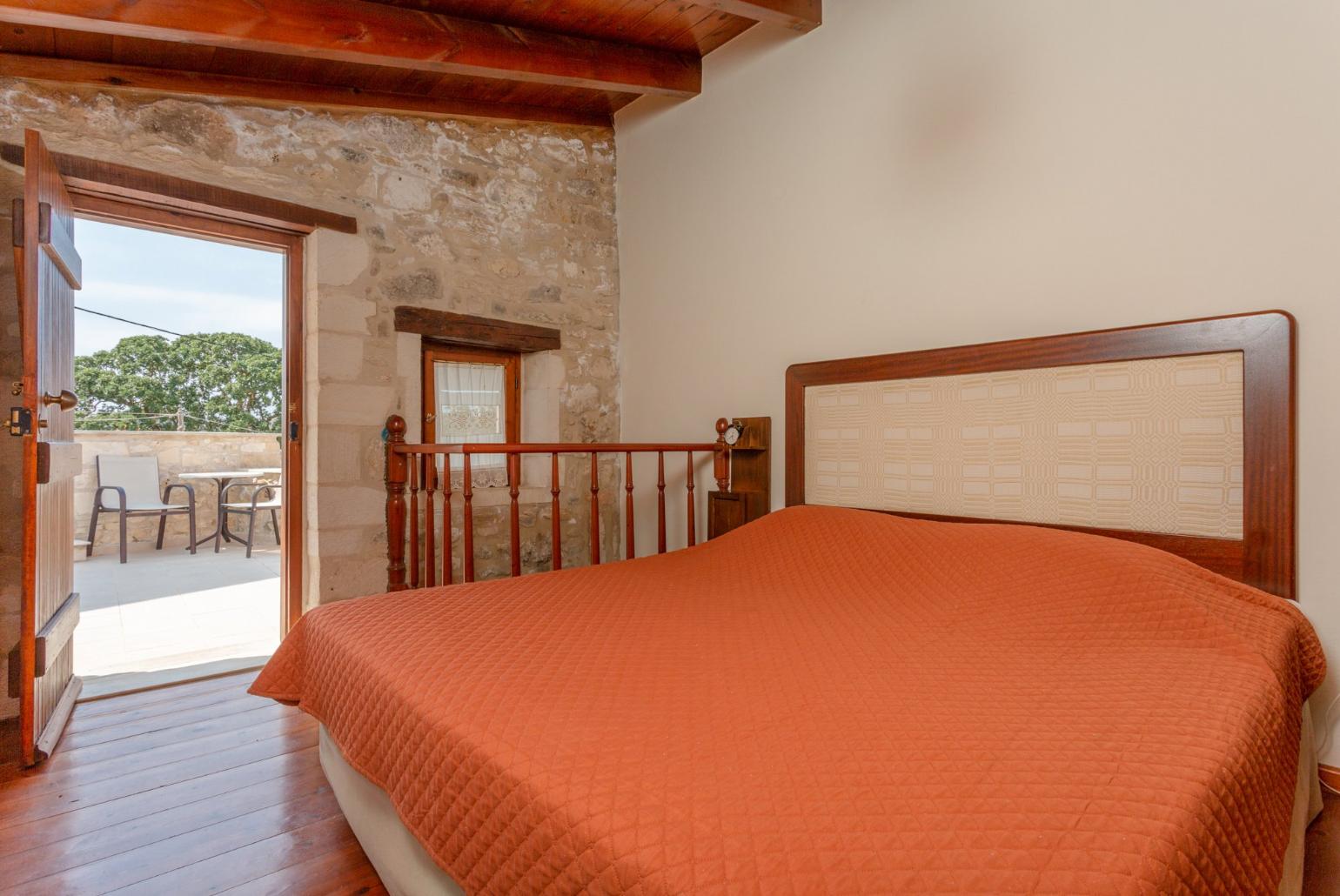 Ontas Double bedroom with AC